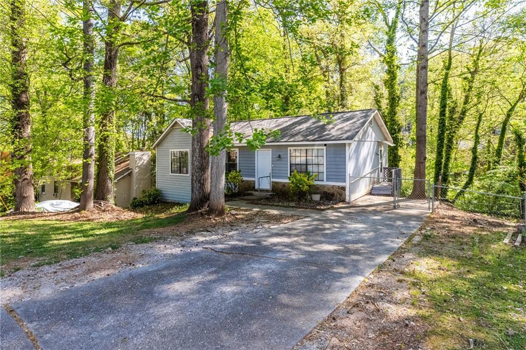 5350 Nathan Dr., Lilburn, GA 30047