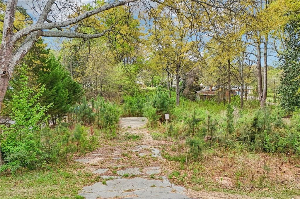 105 Dupree Rd., Woodstock, GA 30188