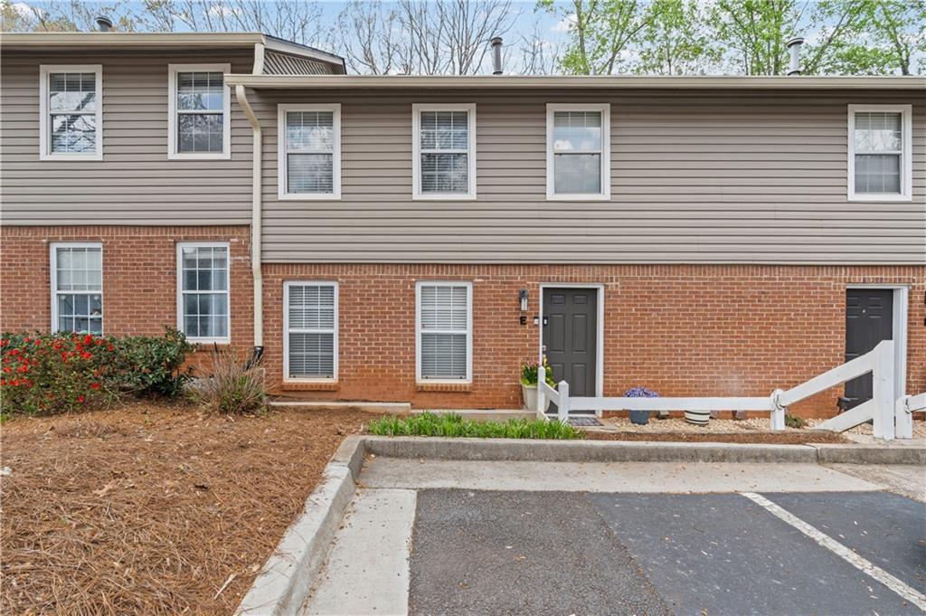 7750 Roswell Rd. #9E, Atlanta, GA 30350