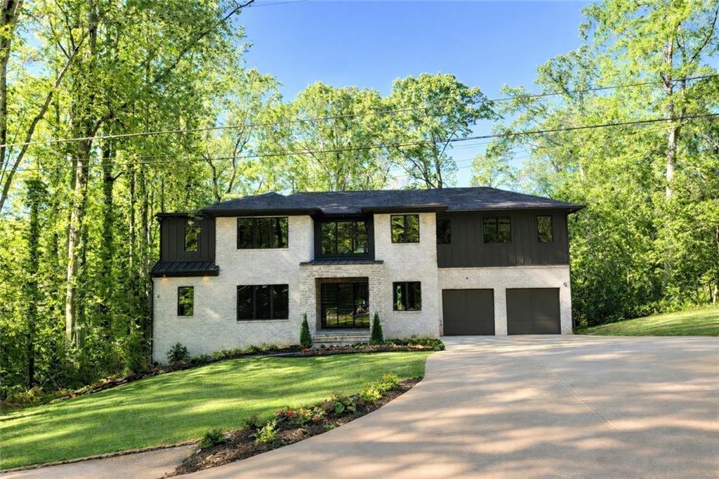 490 Timber Valley Rd., Atlanta, GA 30342