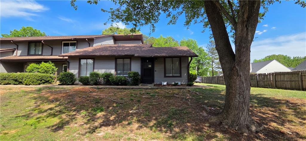 2717 Flintlock Pl., Austell, GA 30106