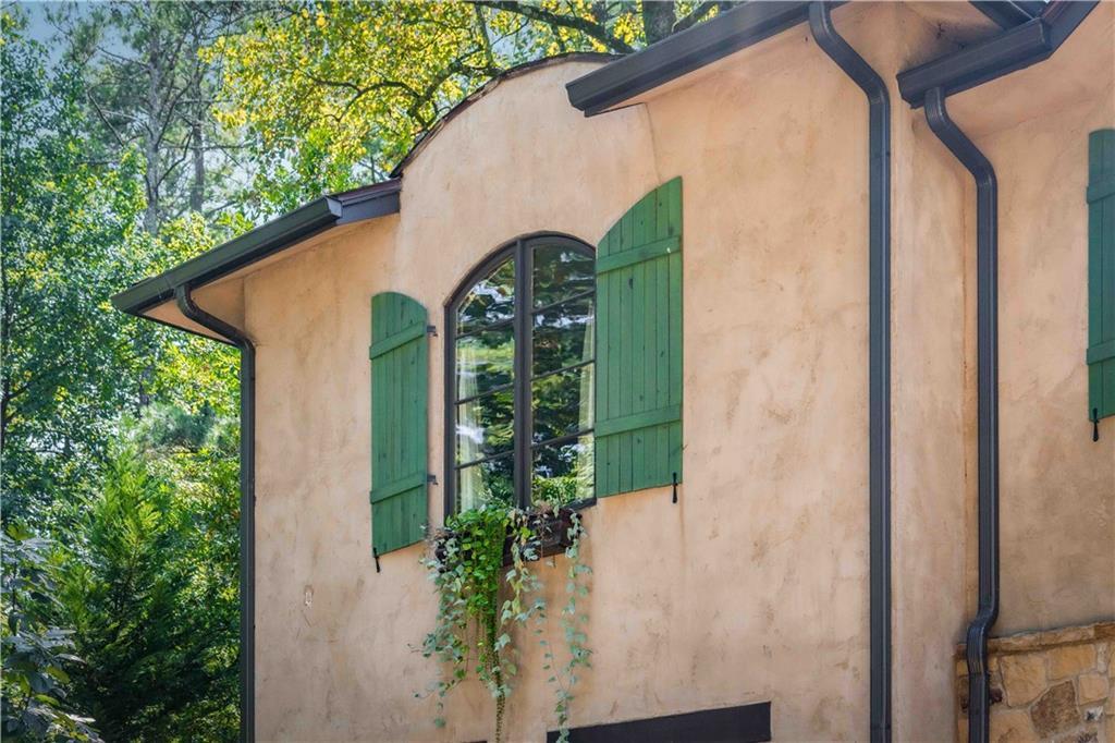 3118 W Roxboro Rd., Atlanta, GA 30324