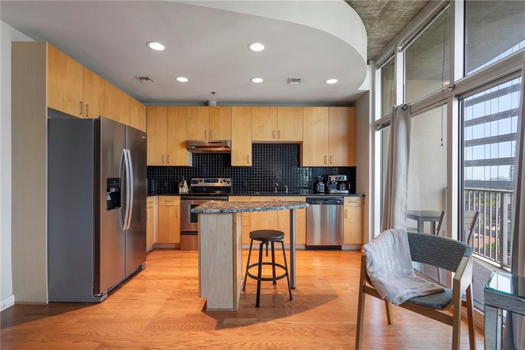 923 Peachtree St. #1827, Atlanta, GA 30309