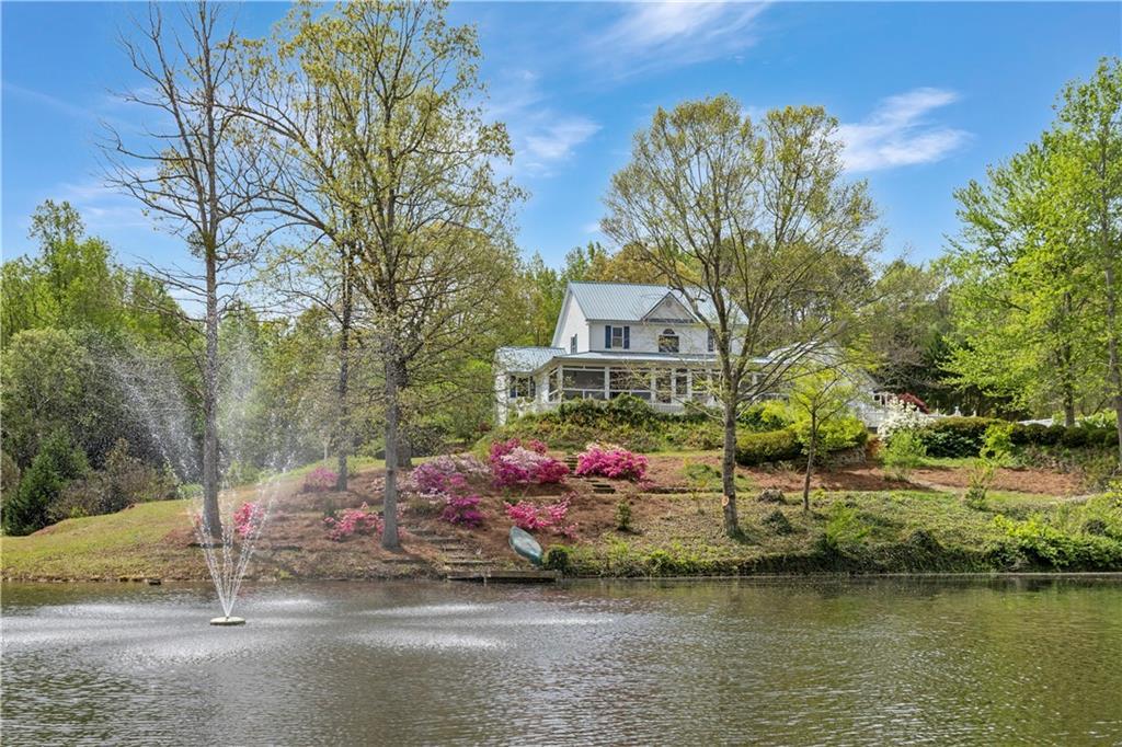 195 Forest Glen Dr., Waleska, GA 30183