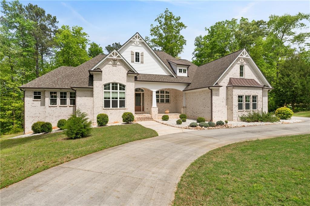 210 Darwish Dr., Mcdonough, GA 30252