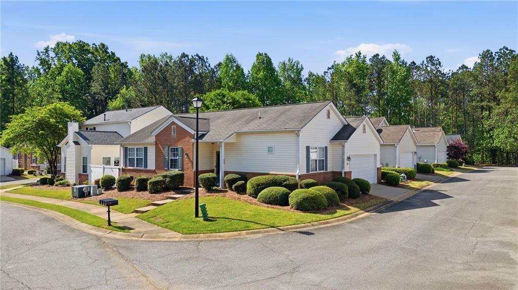 500 Windcroft Cir., Acworth, GA 30101