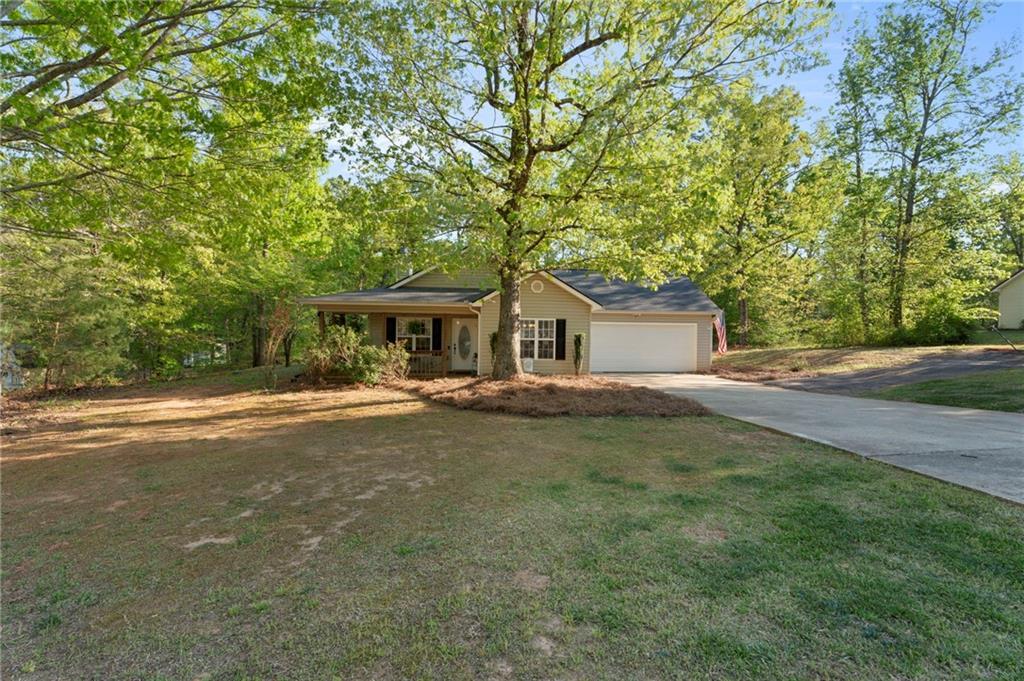 5320 Morgan Manor Dr., Lula, GA 30554
