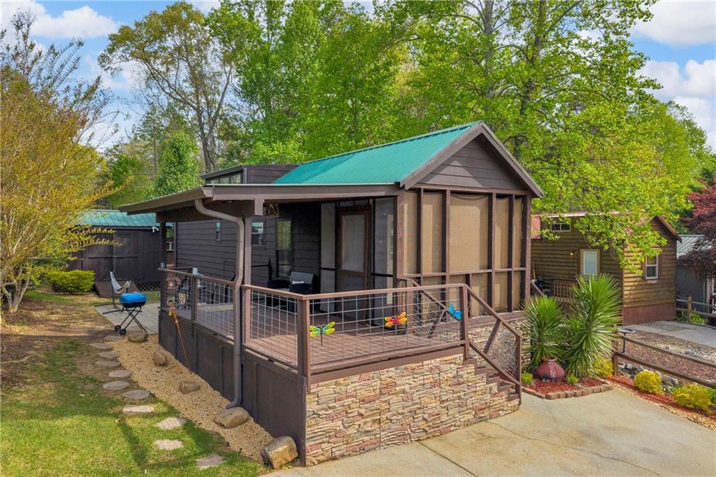 205 Stag Leap Dr., Cleveland, GA 30528