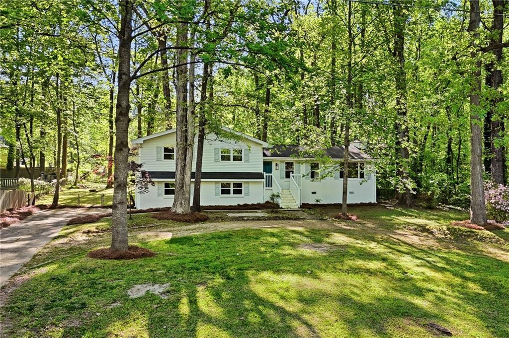 5730 Goldfield Dr., Acworth, GA 30102