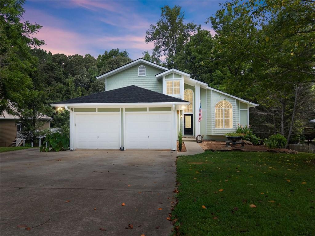 272 Indian Cove Dr., Dawsonville, GA 30534