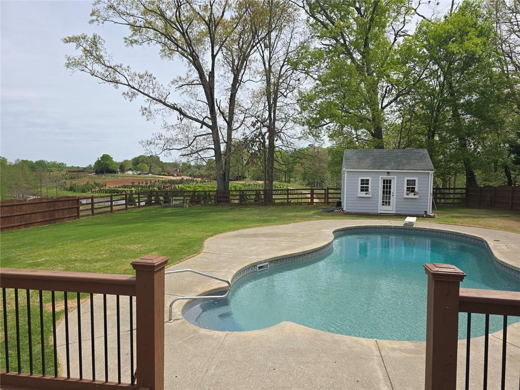 7125 Creek Ridge, Gainesville, GA 30506