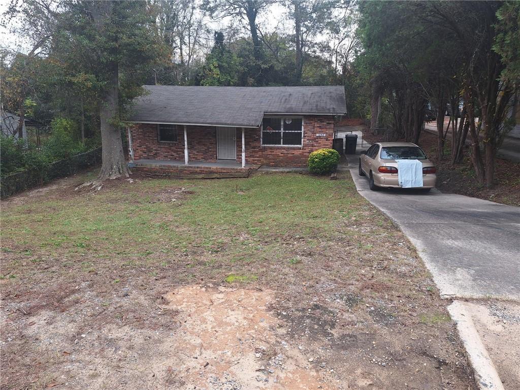 1052 Hightower Rd., Macon, GA 31206