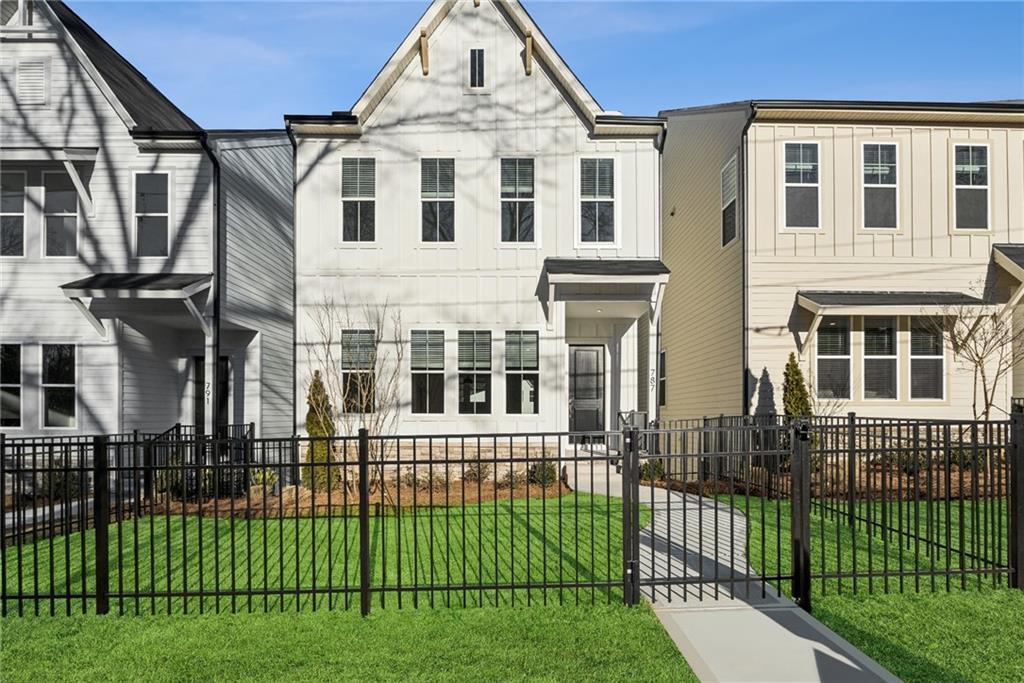 787 Auguste Avenue, Scottdale, GA 30079