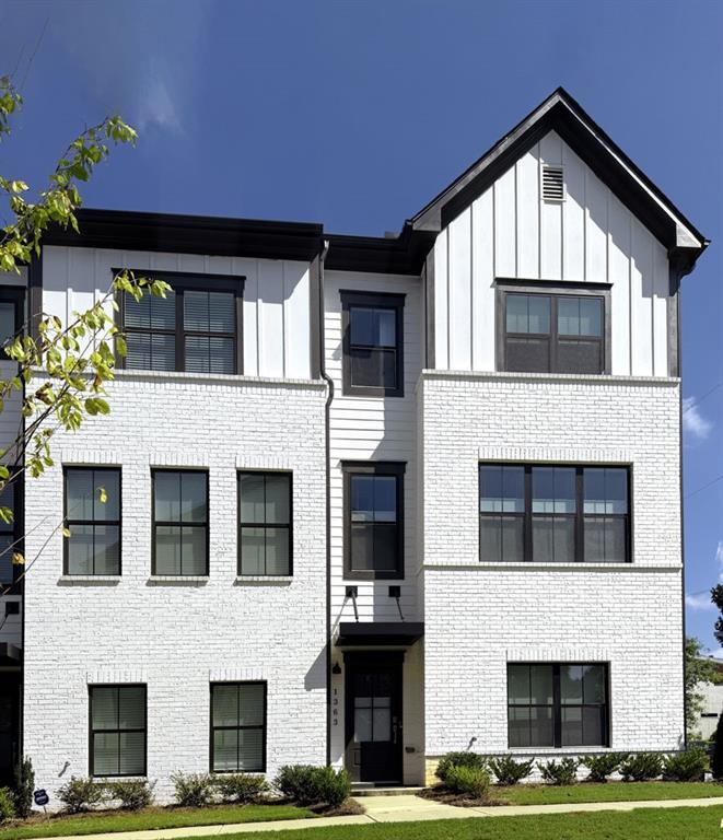 1363 Pavilion Ct., Atlanta, GA 30316