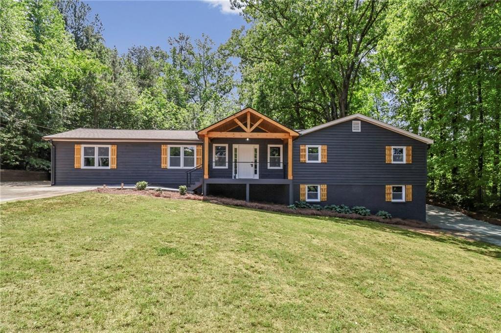 123 Trickum Hills Dr., Woodstock, GA 30188