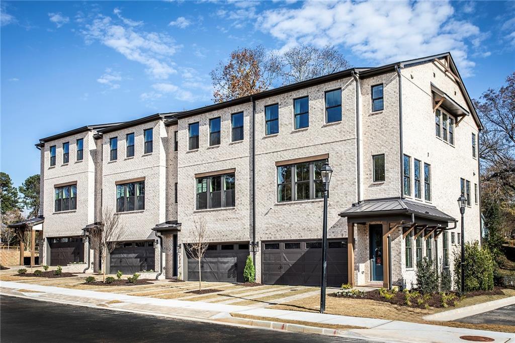 114 Bridgecrest Rd. #8, Roswell, GA 30075