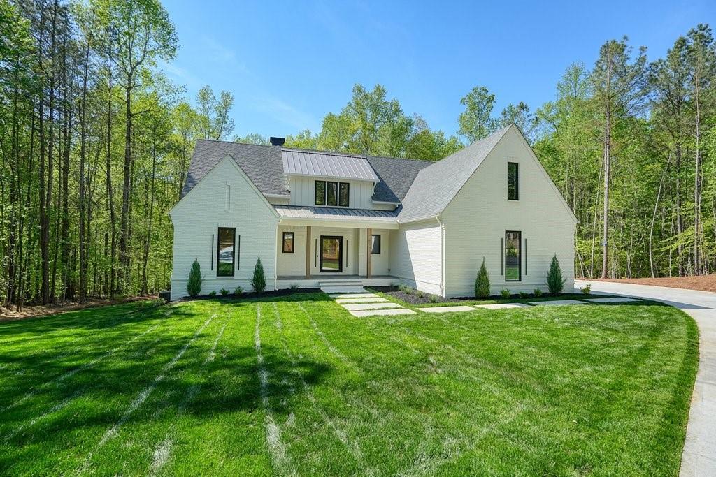 379 Marvin Land Ln., Canton, GA 30115