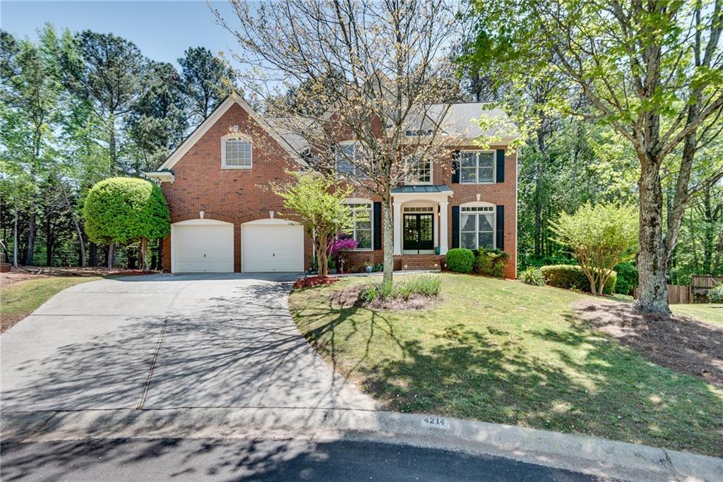 4214 Balmoral Glen Dr., Berkeley Lake, GA 30092
