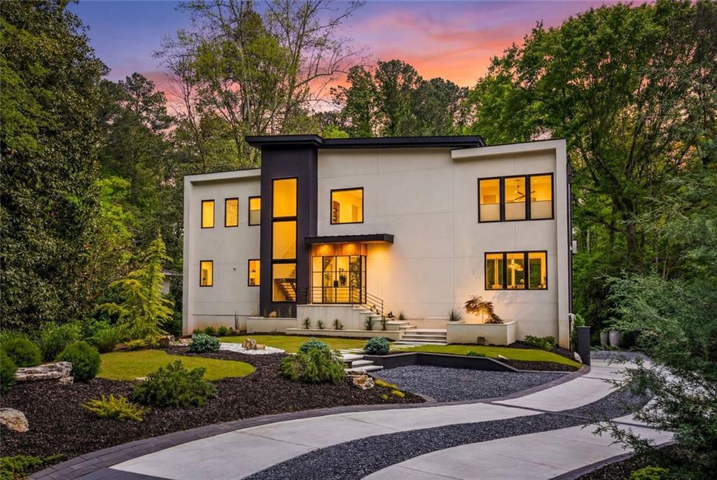 17 Interlochen Drive Dr., Atlanta, GA 30342