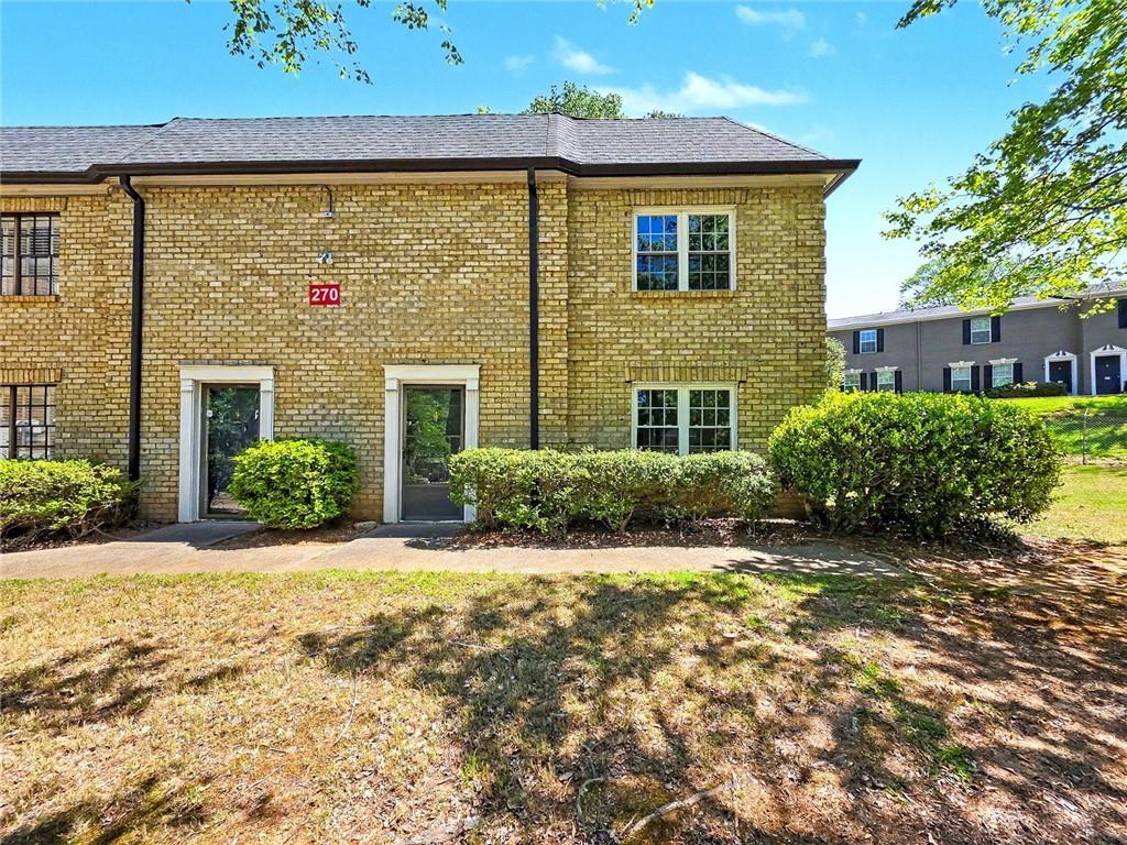 270 Winding River Rd. #H, Atlanta, GA 30350