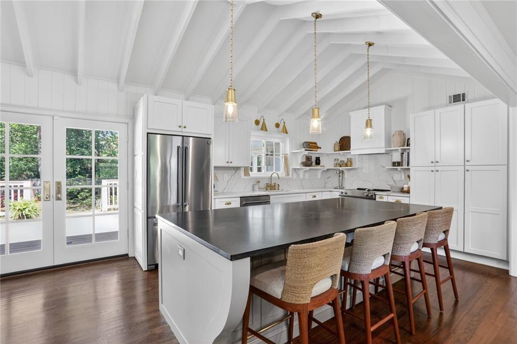 1150 Briar Vista Ter., Atlanta, GA 30324