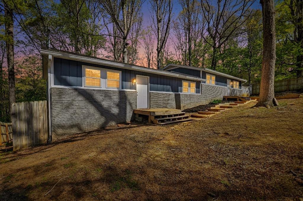 764 Hood Rd., Talking Rock, GA 30175