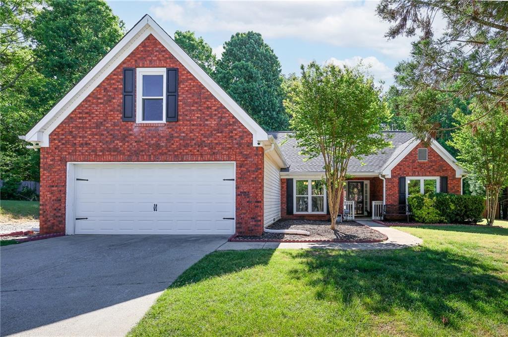 6332 Horizon Dr., Flowery Branch, GA 30542