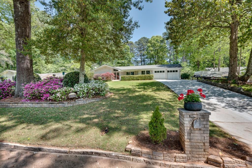 2349 Crestcliff Dr., Tucker, GA 30084