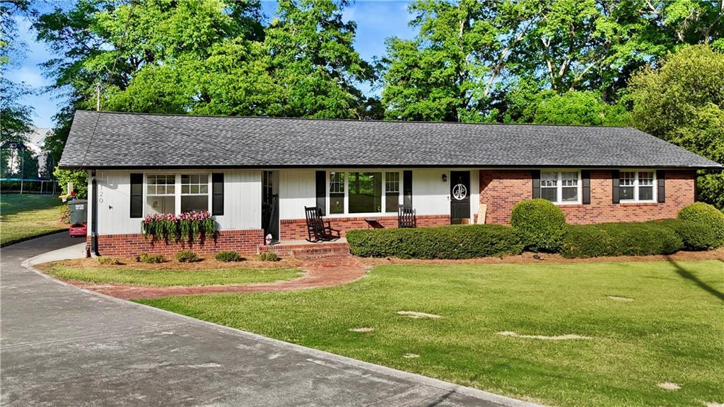 120 Valley Cir., Calhoun, GA 30701