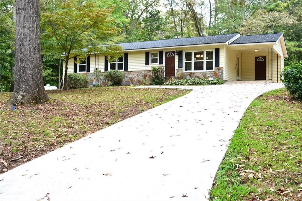 171 James St., Tallapoosa, GA 30176