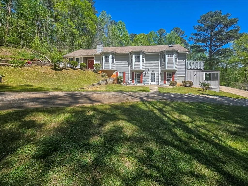 27 Hughes Rd., Hiram, GA 30141