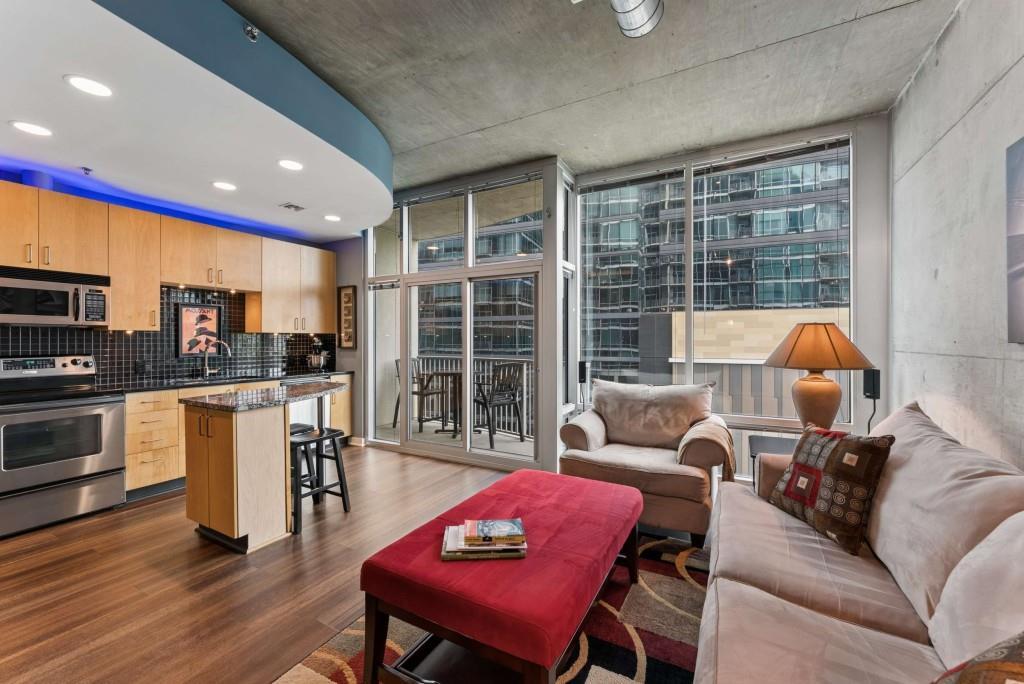 923 Peachtree St. #827, Atlanta, GA 30309