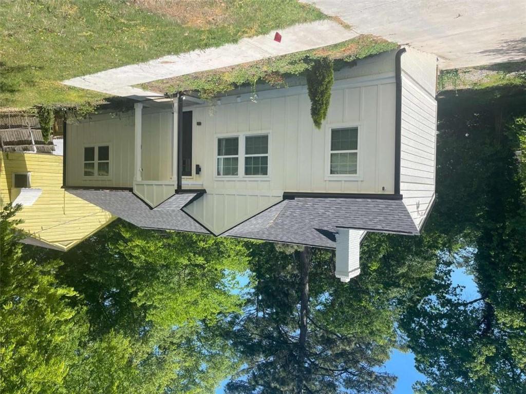 1147 Graymont Dr., Atlanta, GA 30310