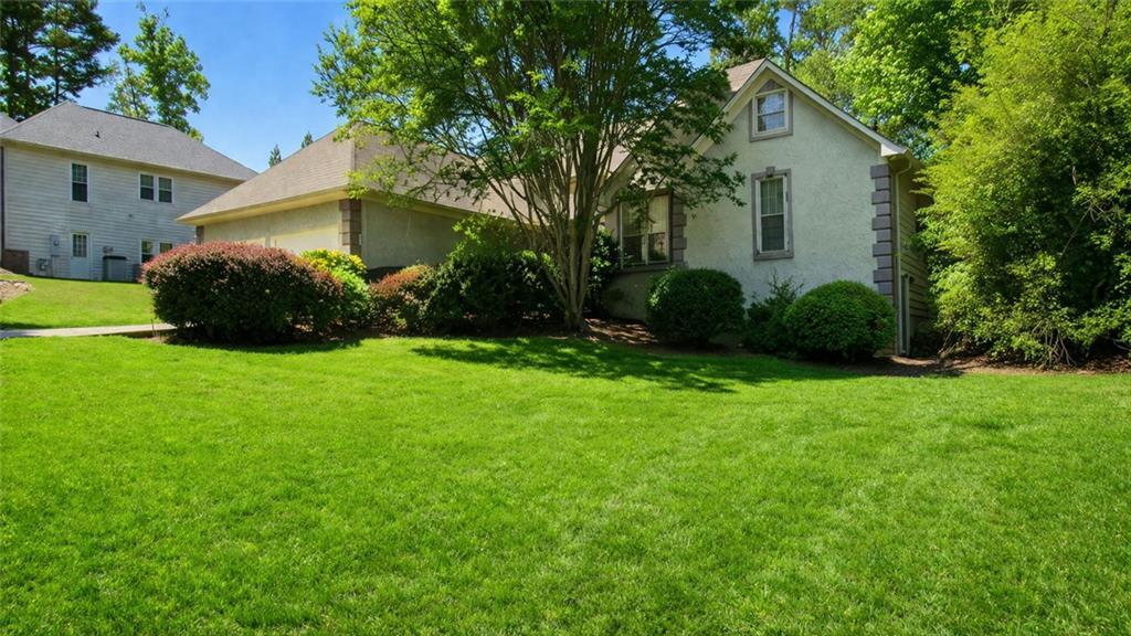 4305 Deep Springs Ct., Kennesaw, GA 30144