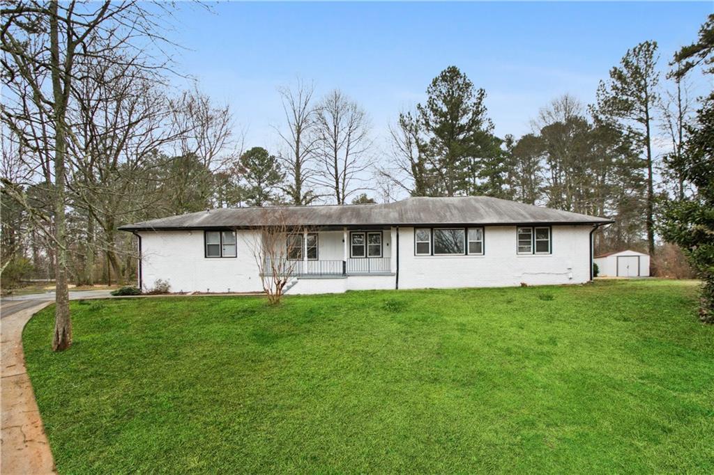 1402 Shadowbrook Dr., Marietta, GA 30062