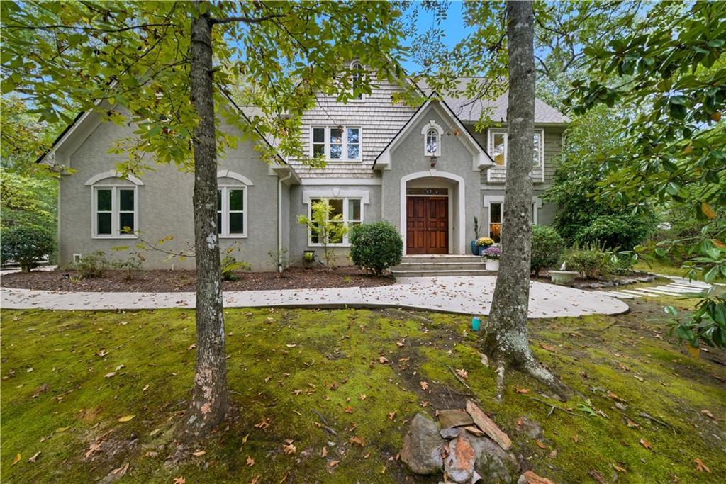 23 Vista Woods Ln., Cartersville, GA 30120