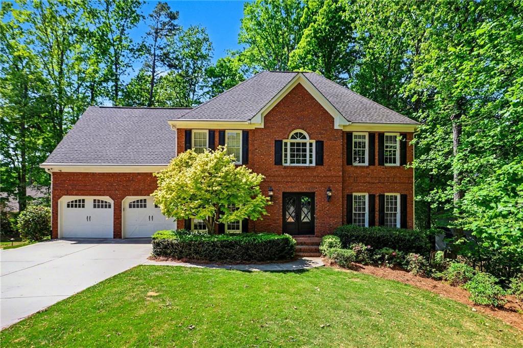 5702 Fallsbrook Ln., Acworth, GA 30101