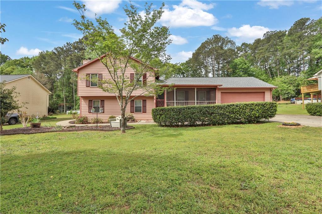 725 Hill Meadow Dr., Dacula, GA 30019