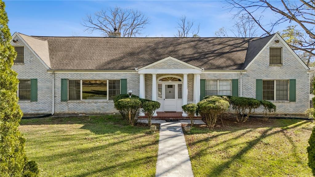 250 W Paces Ferry Rd., Atlanta, GA 30305