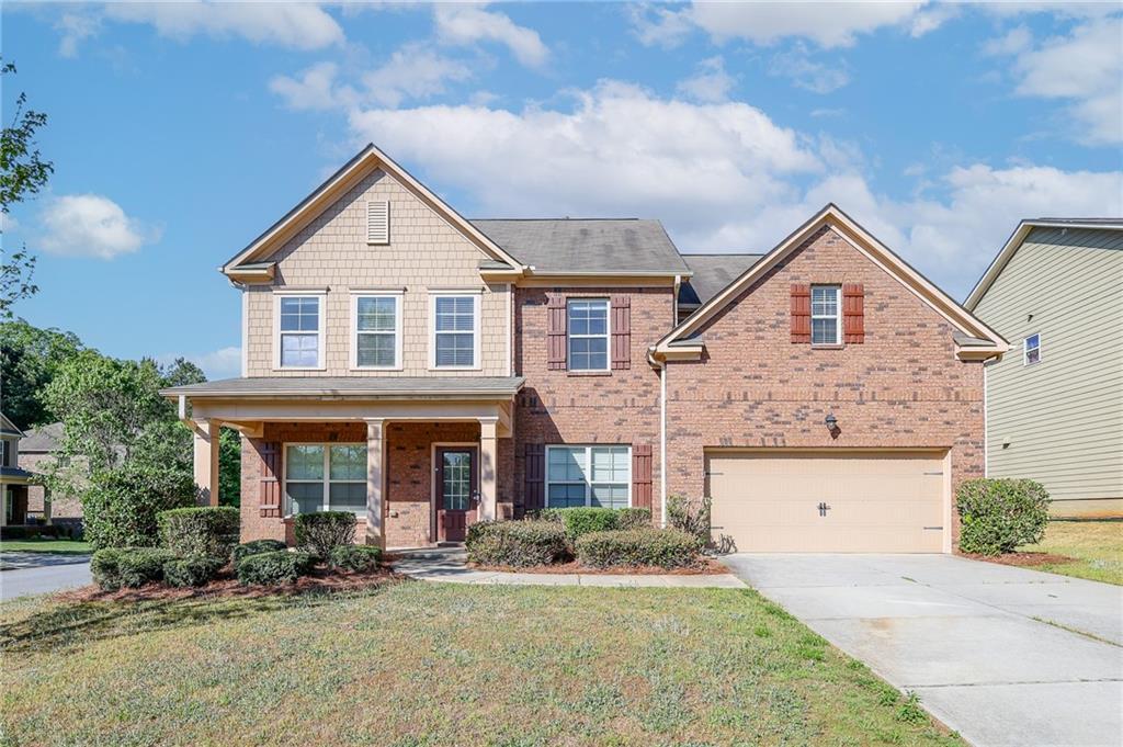 4228 Woods Creek Ln., Suwanee, GA 30024