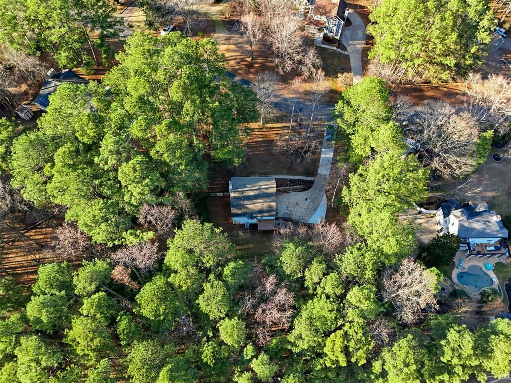 309 Mariner Cir., Woodstock, GA 30189