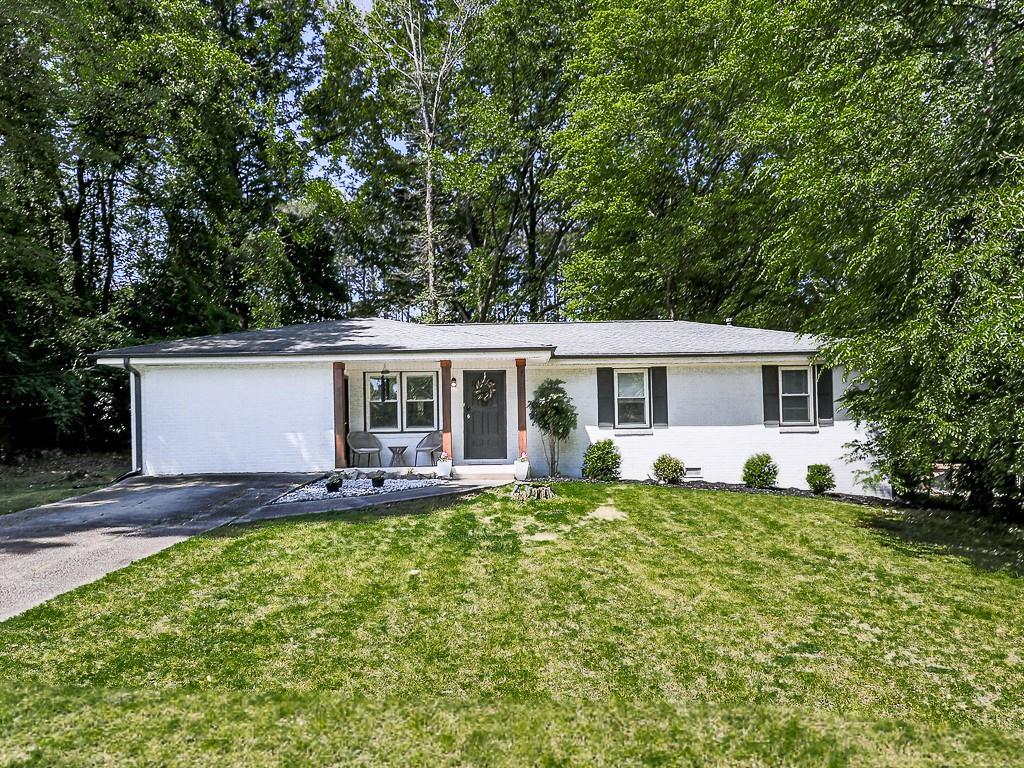 5950 John St., Austell, GA 30106