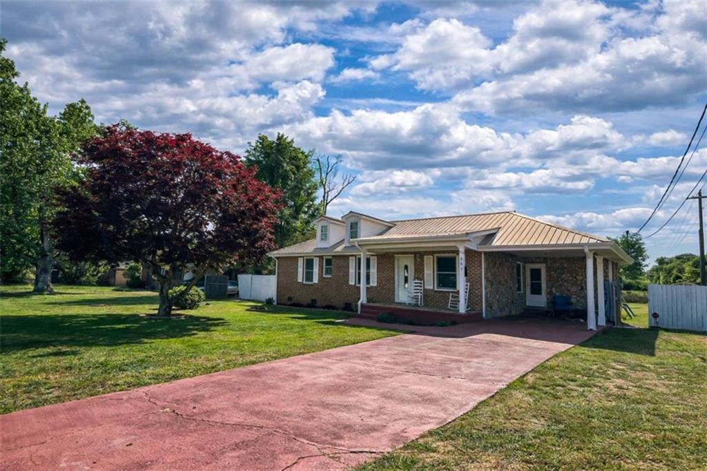 207 Hammerhawk Rd., Griffin, GA 30223