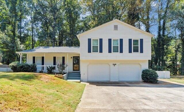 140 Leigh Kay Dr., Lawrenceville, GA 30046