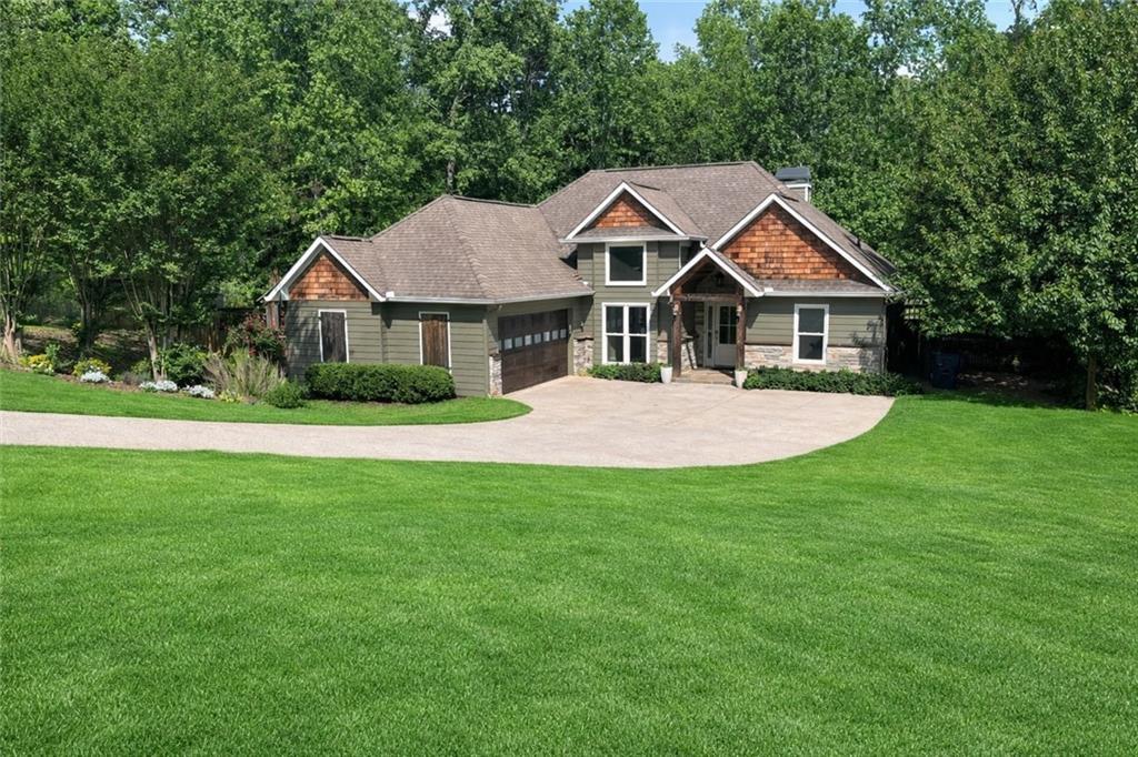 5775 Enchantress Ln., Buford, GA 30518