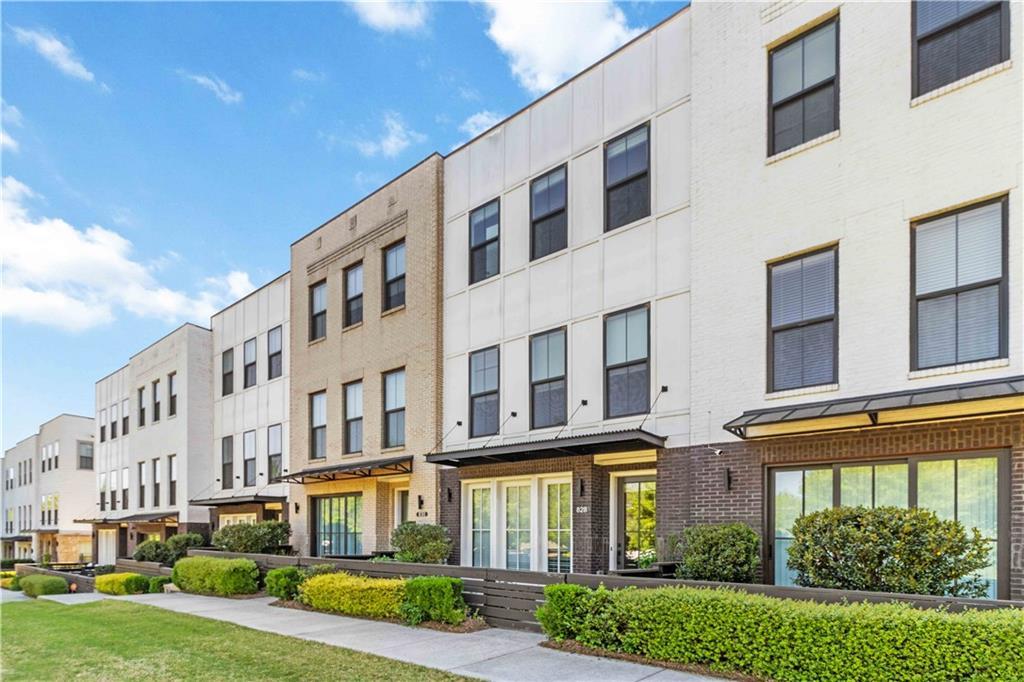 828 Constellation Dr., Decatur, GA 30033