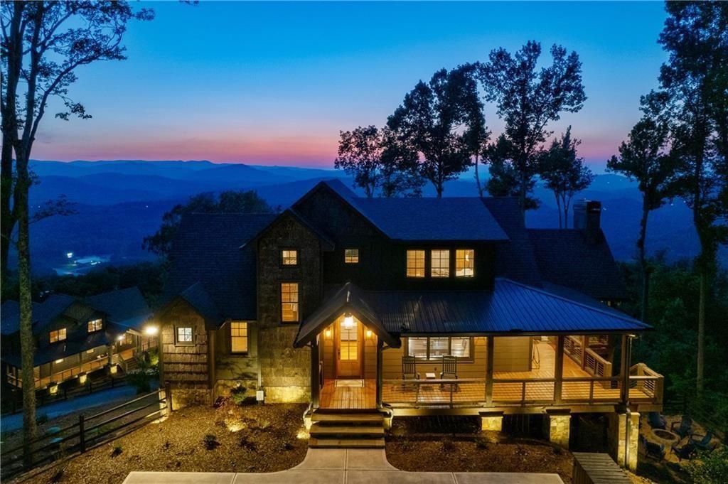 802 Overlook Dr., Blue Ridge, GA 30513