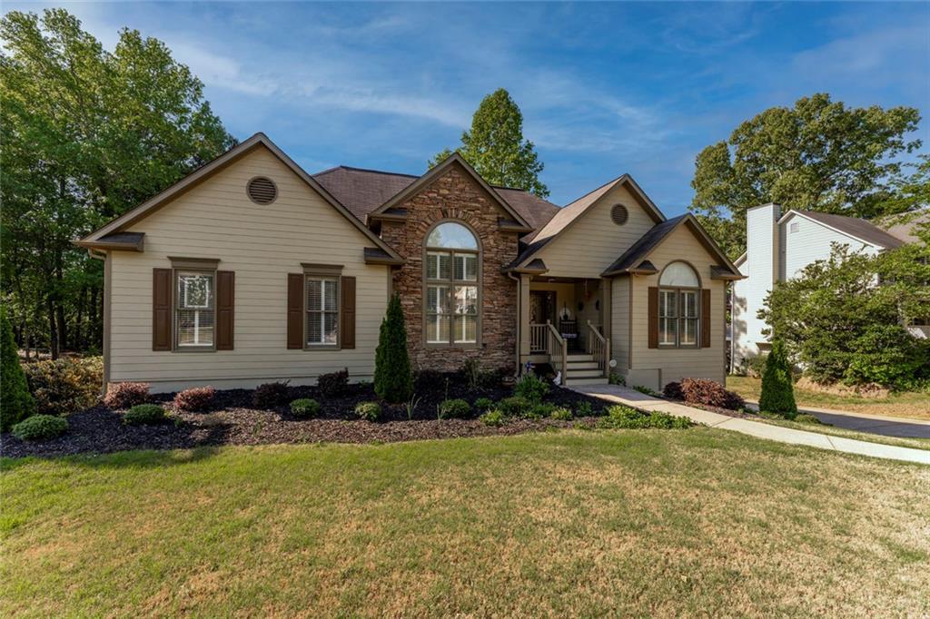 55 Garrison Dr., Dallas, GA 30157