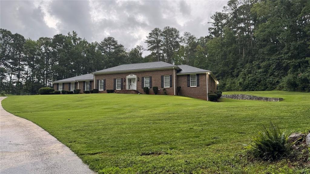 5025 Greentree Tr., South Fulton, GA 30349