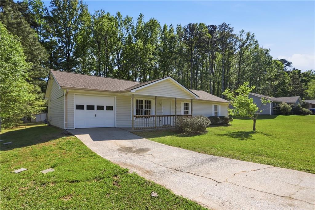 3233 Lancer Dr., Powder Springs, GA 30127